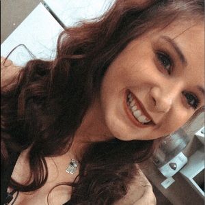 Meet your Posher, Courtney